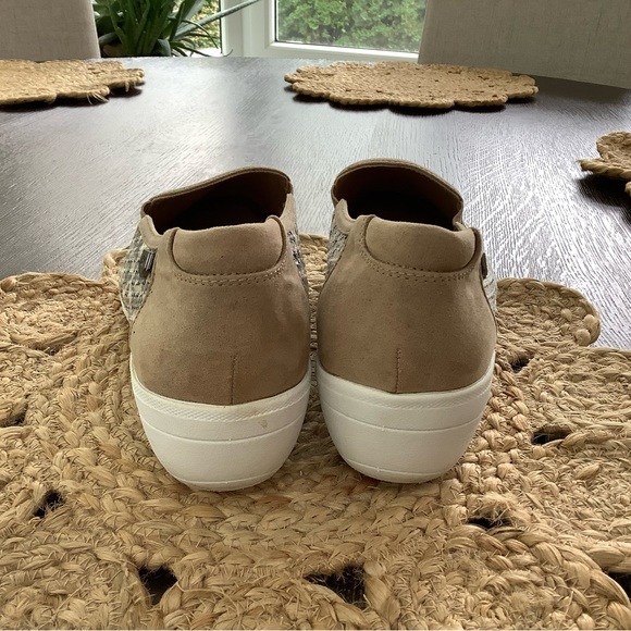 Anne Klein Sport slip ons - Picture 4 of 6